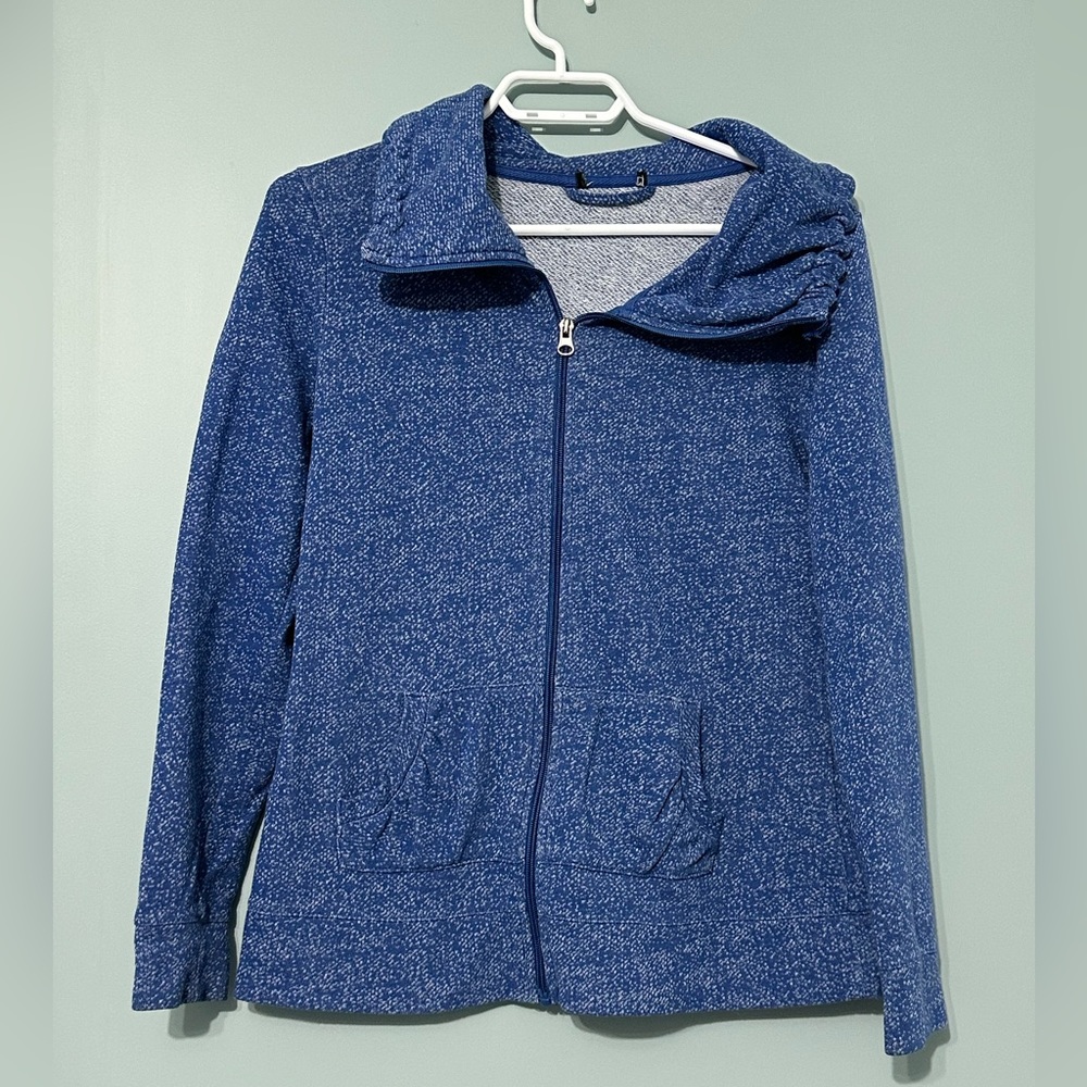 Comfy blue zip up sweater